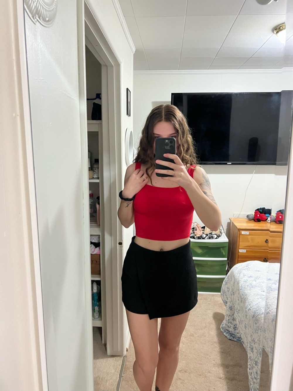 Dynamite Black mini skort
